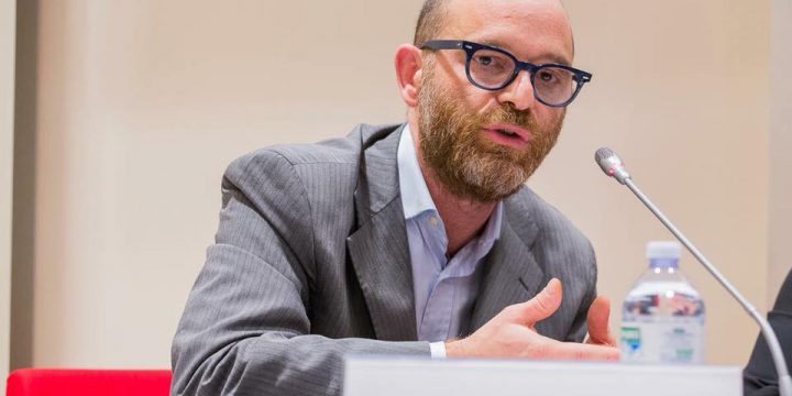 Libri sulla sabbia: terzo appuntamento con Sergio Nazzaro