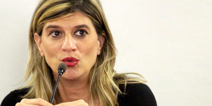 Libri sulla sabbia, quarto appuntamento con Federica Angeli